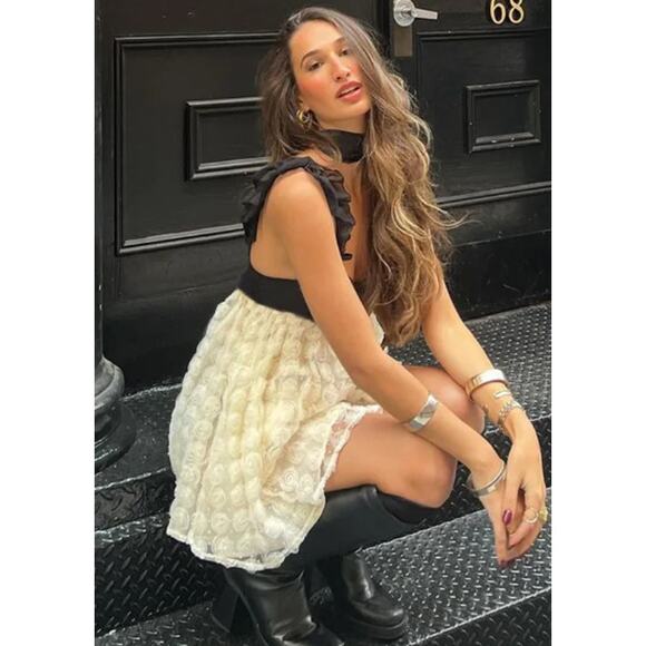 Chicgenes 3D Flower Dress Lace Mini Dress - Picture 4 of 6